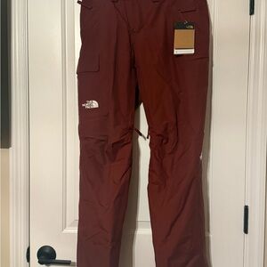 NWT The North Face women’s burgundy snow pants